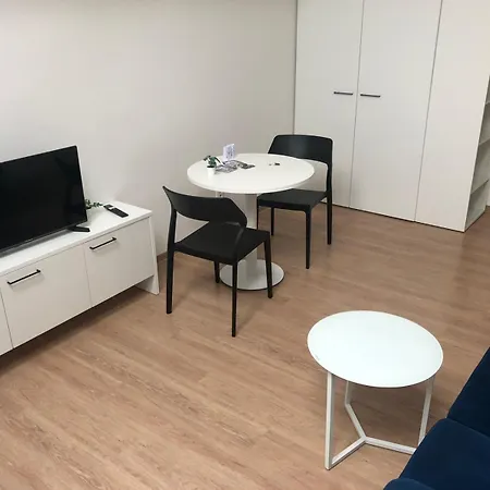 Appartement Mezonet - Postovska Centr *